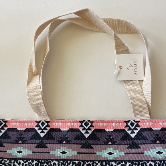 Jumbo Boho Aztec Print Beach Tote - Picture 3 of 11